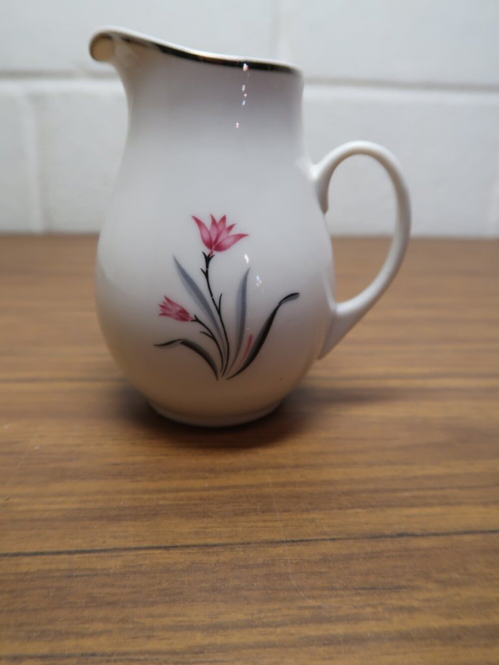 Syracuse Alpine China Creamer